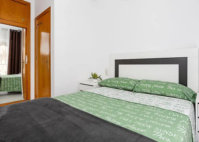 Arquitecto Larramendi *